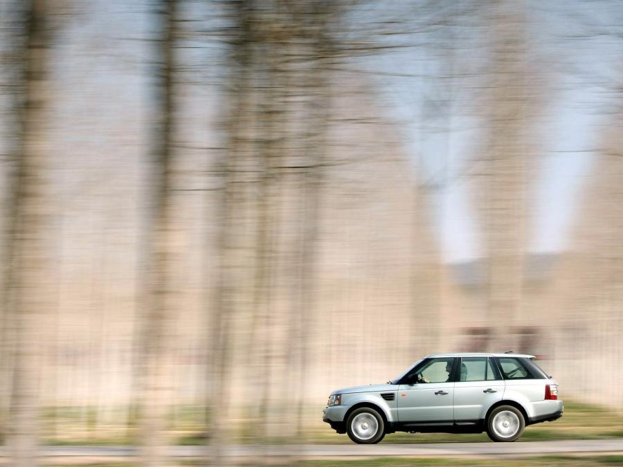  Land Rover Range Rover Sport HSE 2006 года  (фото 19 из 25)